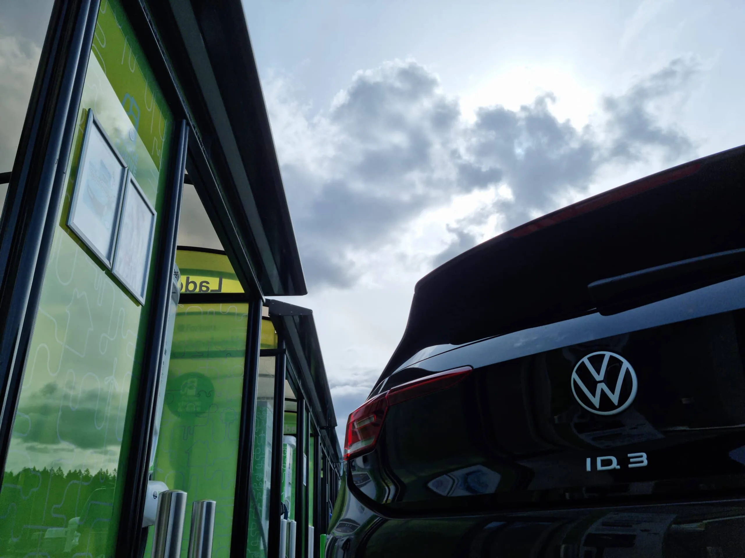 Recharge partners up with Volkswagen Elli